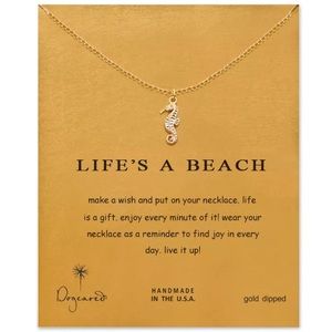 “Sara” Beach day 🏖 🏝 seahorse gold necklace 👙